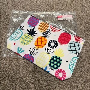 Thirty-One Multicolor pineapple Zipper Pouch